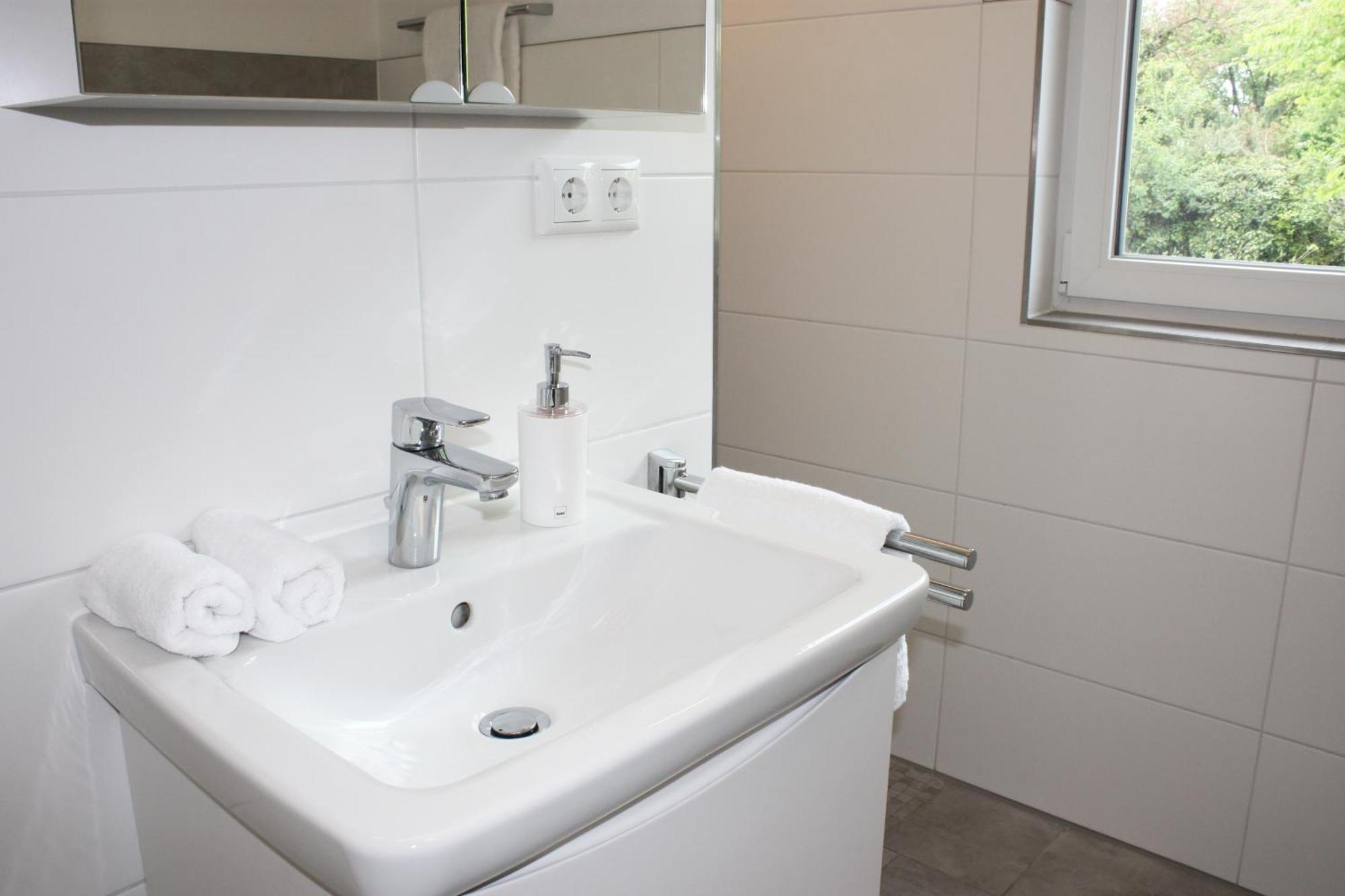 Julo Apartments Tuchenbach Luaran gambar